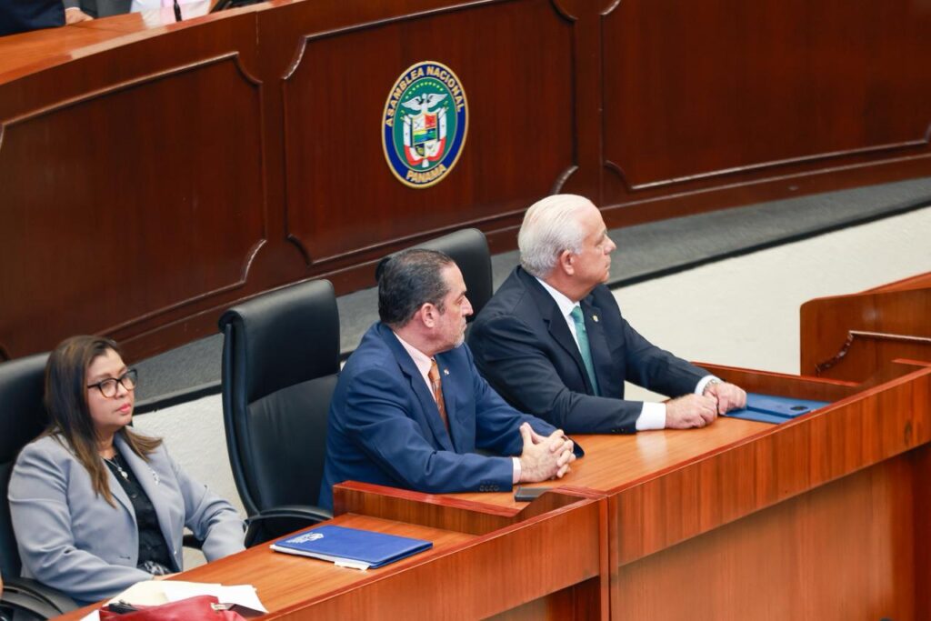 Panamá consolida un hito histórico con la aprobación del Acuerdo de Complementación Económica con MERCOSUR 2 Imagen de WhatsApp 2025 10 10 a las 08.12.14 e6adee4b