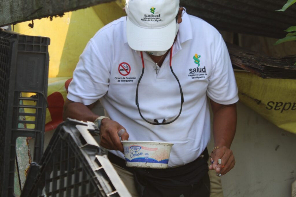 Eliminación de criaderos es la medida clave para prevenir el dengue y otras enfermedades 2 Imagen de WhatsApp 2025 10 10 a las 09.29.51 b484b6d1