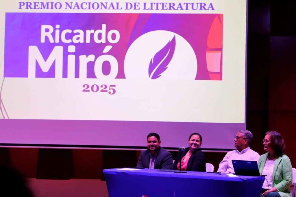 Panamá celebra el talento literario con los ganadores del Premio Ricardo Miró 2025 2 Imagen de WhatsApp 2025 10 22 a las 06.29.47 1279af13