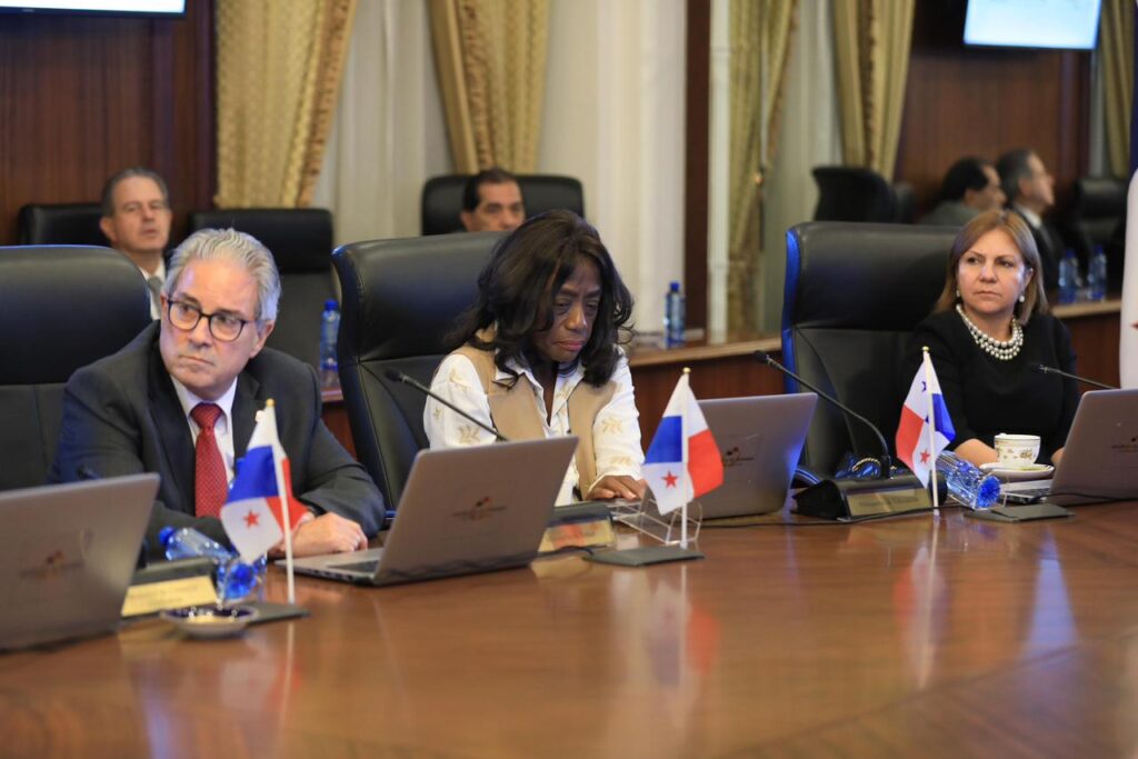 Imagen de WhatsApp 2025 11 26 a las 06.32.20 328d5393