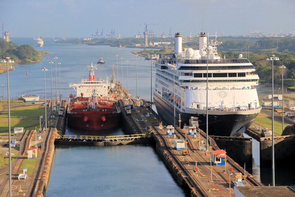 Vessels locking into the Panama Canal