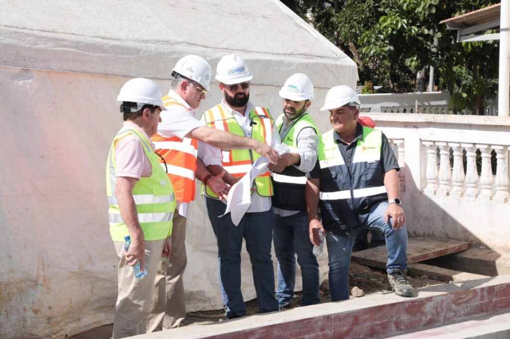 Ministro Orillac verifica trabajos de interconexión Este previo a la unión con el anillo hidráulico 2 WhatsApp Image 2026 01 21 at 11.36.34 PM