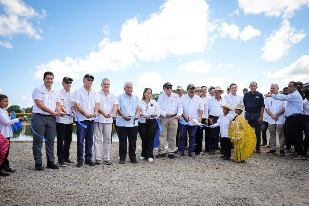 Presidente Mulino inaugura el Sistema de Riego Remigio Rojas, fortaleciendo la producción agropecuaria en Chiriquí 2 WhatsApp Image 2026 02 27 at 12.30.09 PM 1