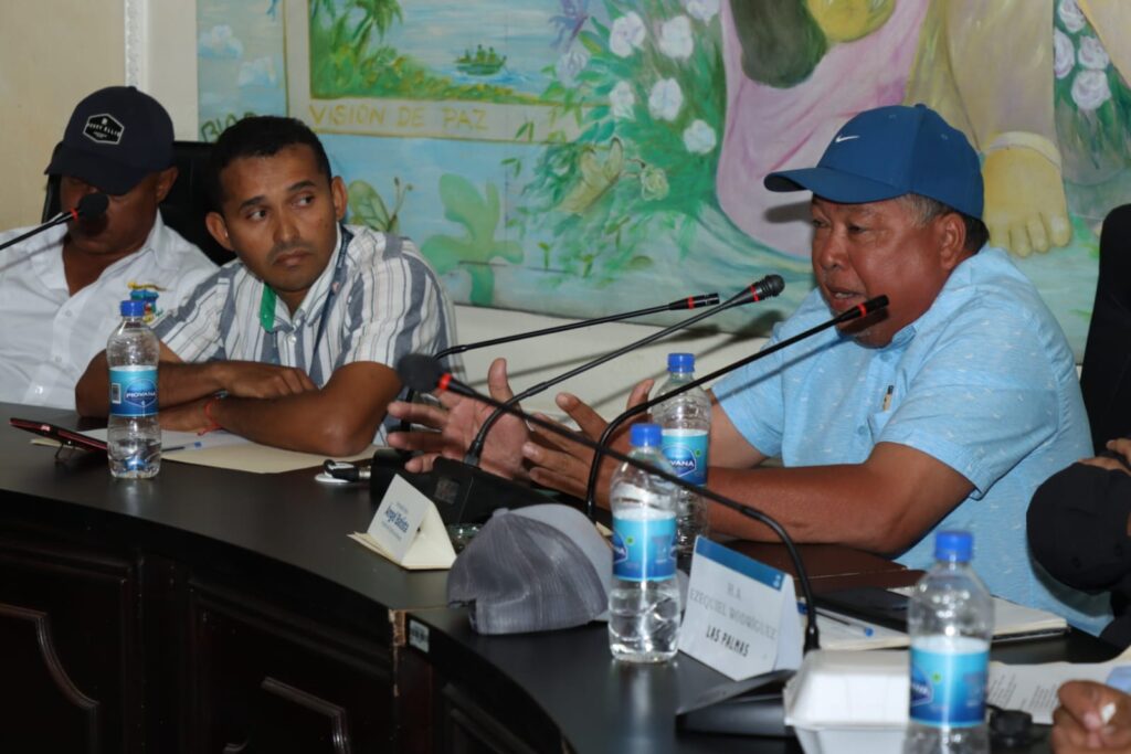 Miviot atiende falta de planes de ordenamiento territorial y viviendas en Veraguas 3 PHOTO 2026 03 30 16 41 16 1