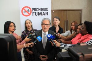 Encuesta revela disminución del tabaquismo, pero preocupa aumento del uso de vapeadores