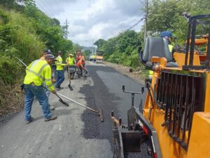 Avanza programa de mantenimiento vial en cuatro distritos de Panamá Oeste