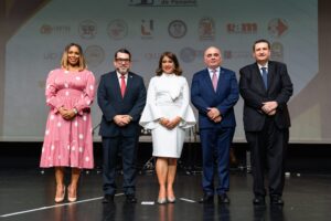 Rectora de la UTP, Dra. Ángela Laguna Caicedo asume la presidencia del Consejo de Rectores de Panamá