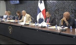 Submesas de la Asamblea impulsan propuestas para reactivar la construcción; CAPAC reconoce avances
