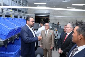Hospital Santo Tomás inaugura moderna farmacia robótica con capacidad para procesar 2 mil dosis por hora