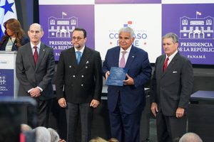 Discurso del ministro de Ambiente, Juan Carlos Navarro