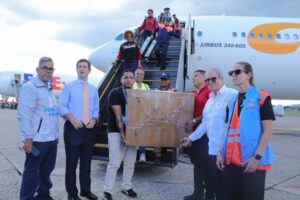 Venezuela se solidariza con Panamá y entrega 40 toneladas de ayuda para damnificados por los sismos